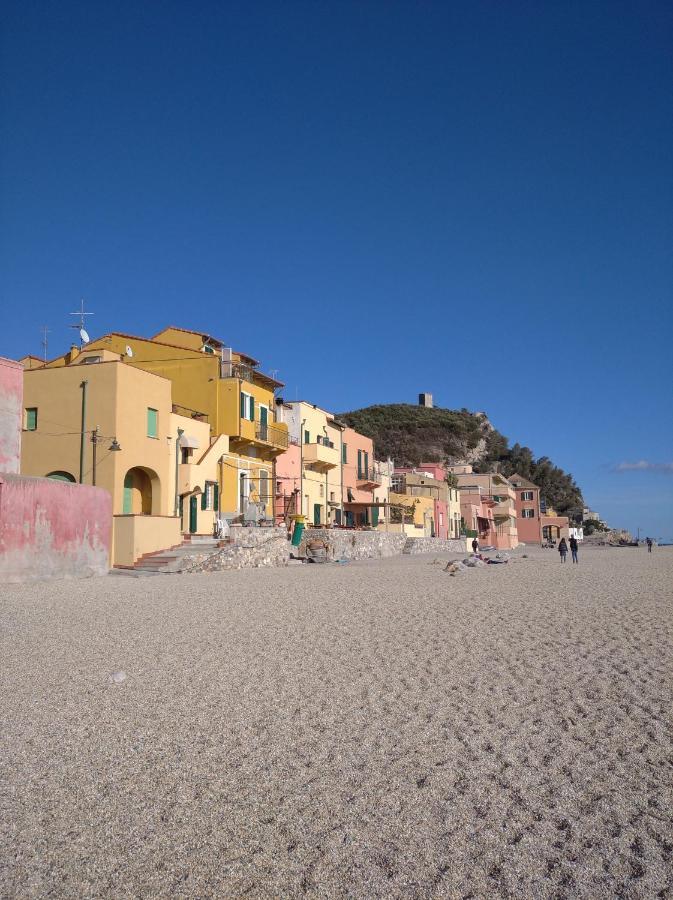 Casa Mariuccia A Due Passi Dal Mare Διαμέρισμα Finale Ligure Εξωτερικό φωτογραφία