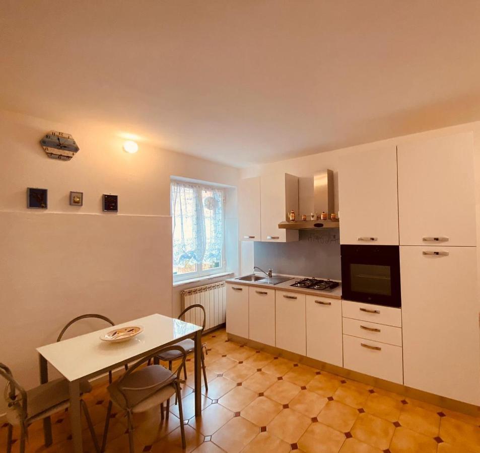 Casa Mariuccia A Due Passi Dal Mare Διαμέρισμα Finale Ligure Εξωτερικό φωτογραφία